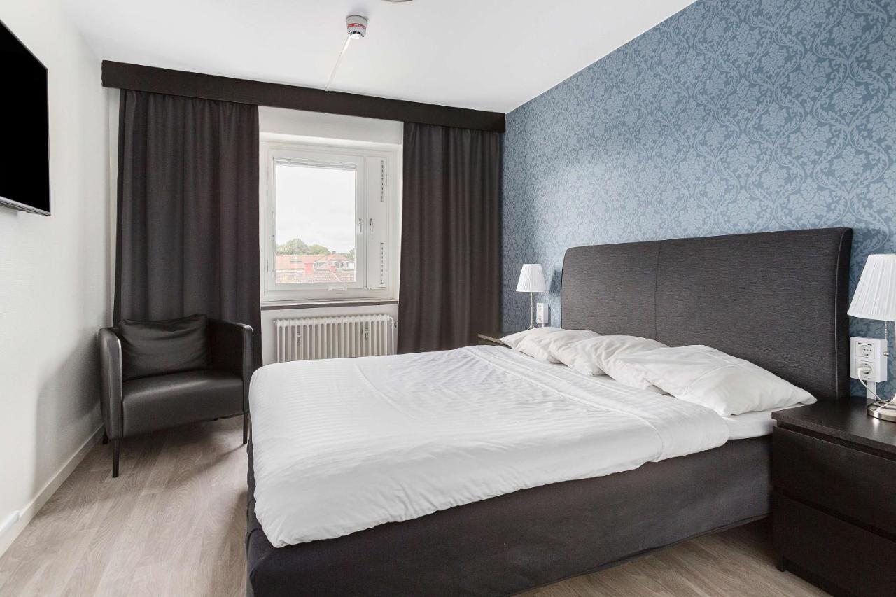 Western Statt Hotel 3*